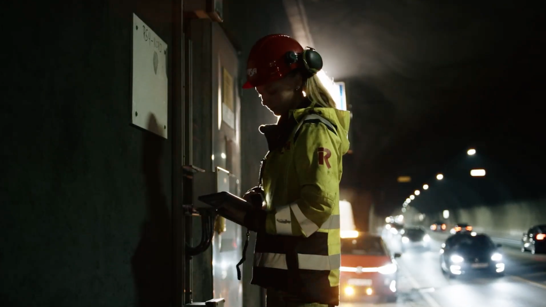 Ansatt i Risa brukar R-Nova i ein tunnel
